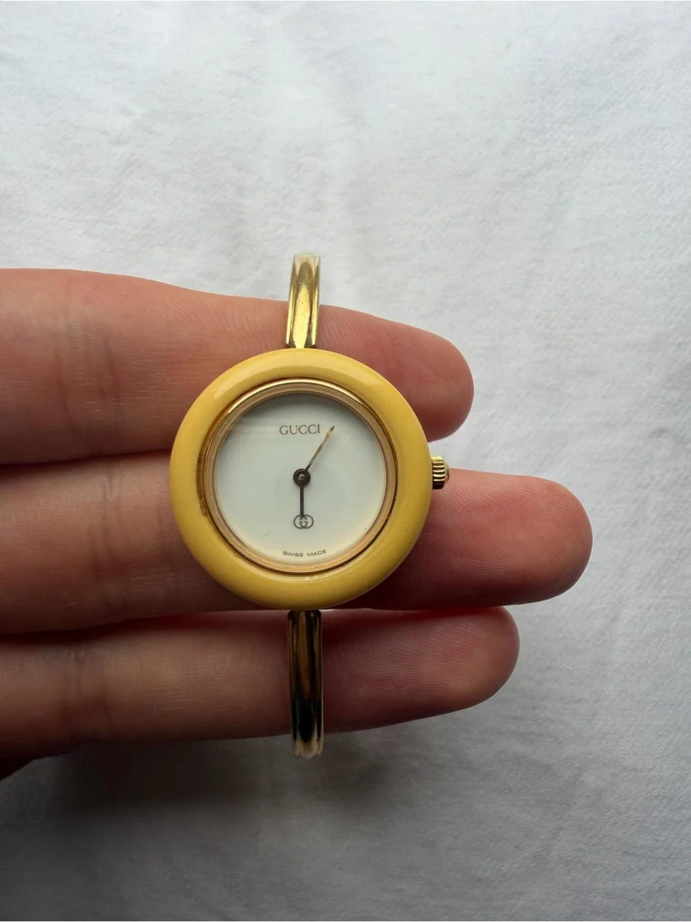 Gucci Gold Bezel Watch